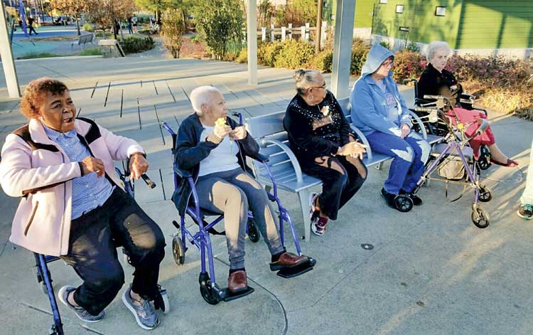 Christian City residents help the homeless