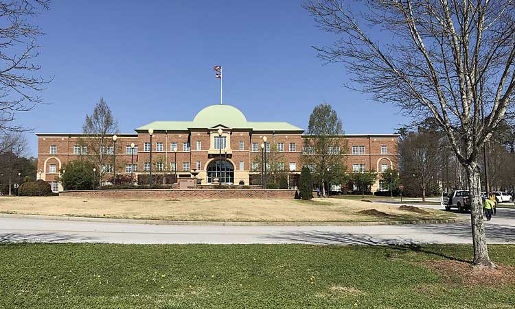 Fayette County has lots of land, office space, b...