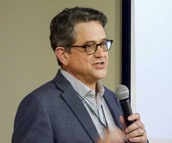 Pinewood Studios chief to Fayette students: Crea...