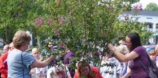 Friends and family of those who lost their lives to drug overdose remembered their loved ones at an Aug. 31 ceremony in downtown Fayetteville, where a Crepe Myrtle was planted at the gazebo. Photo/Ben Nelms.