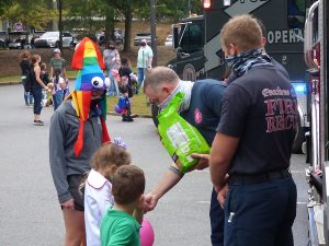 Families come out for Faith and Blue event in Pe...