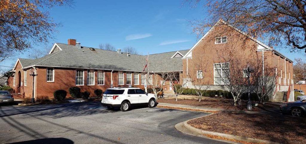 The current Fayetteville City Hall on South Glynn Street. Photo/City of Fayetteville.