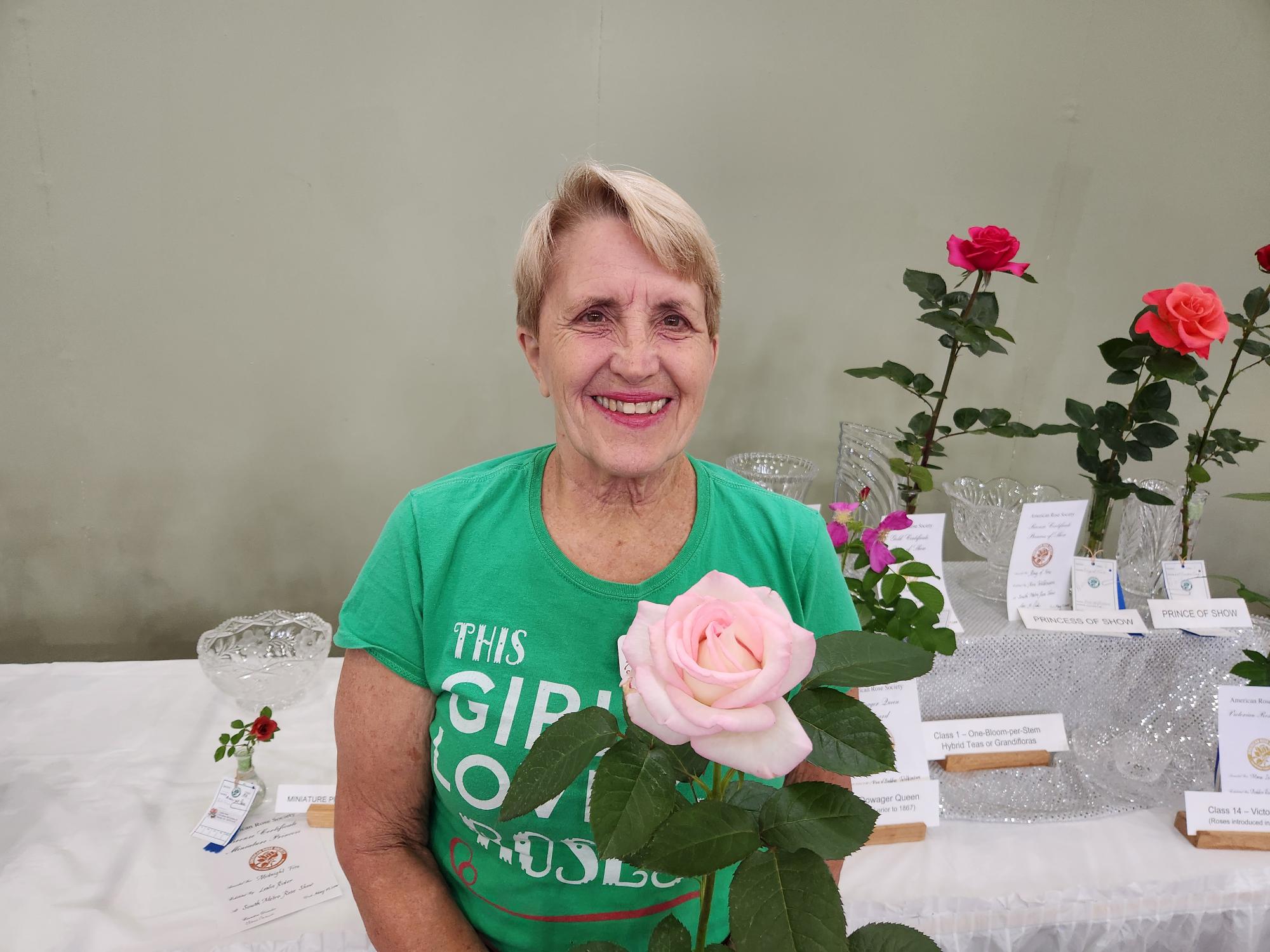 Master Rosarian Cindy Dale shares 30 years of ro...