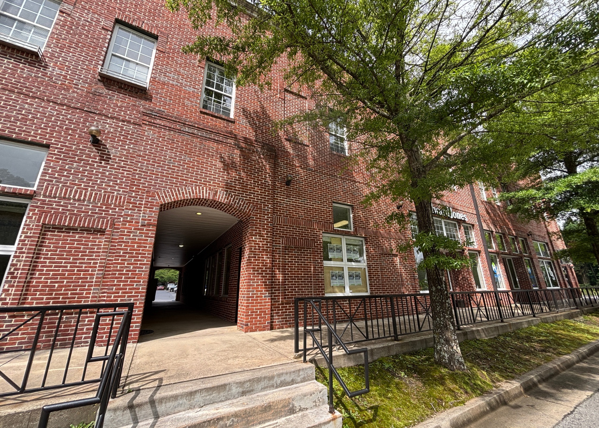 CLT Nonprofit Thrift Shop Opens Second Location ...