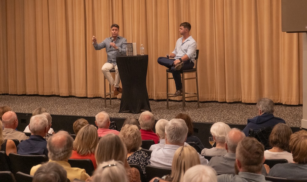 Brad Thor Draws Sold Out Crowd in Peachtree City