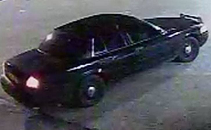 Coweta deputies seek armed robber