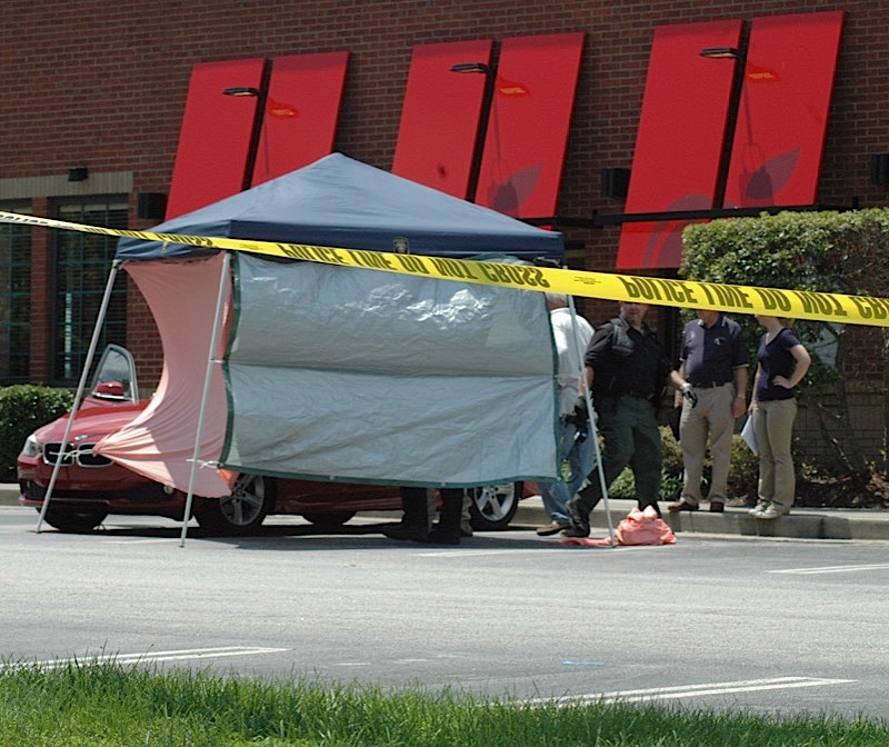 F’ville Applebee’s manager found sla...