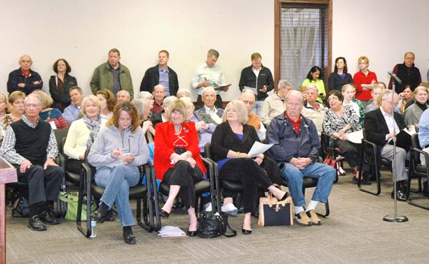 Citizens are silenced, as vote on Great Wolf pro...