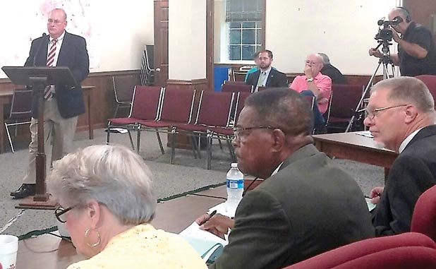 Coweta school board’s budget tabbed at $17...