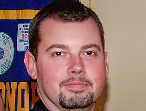 Chase aftermath: 4 arrested, F’ville officer rec...