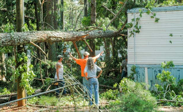Tyrone storm response praised, as faith-based gr...
