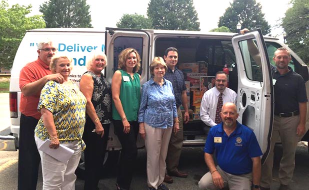 Senoia Rotary helps feed community