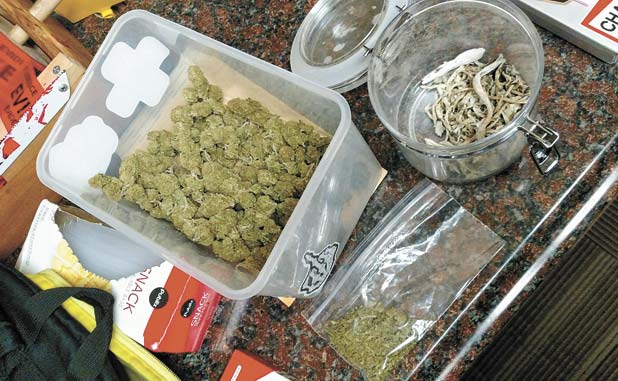 Seatbelt leads to drug arrest